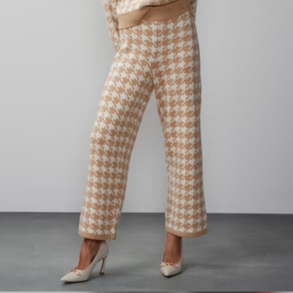 New York & Company Houndstooth Sweater Knit Pant
